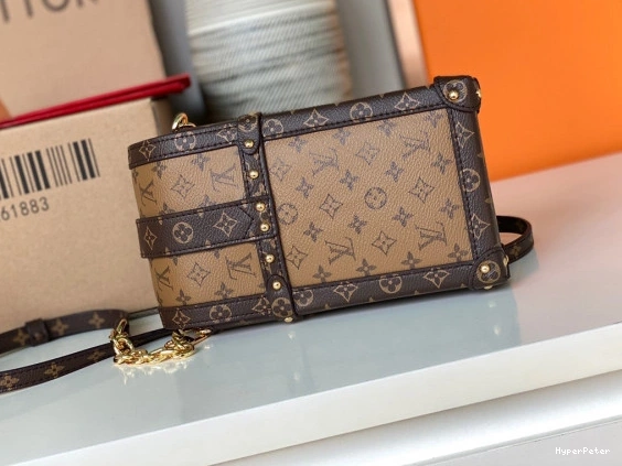 VERTICAL VUITTON TRUNK POCHETTE LOUIS 0711